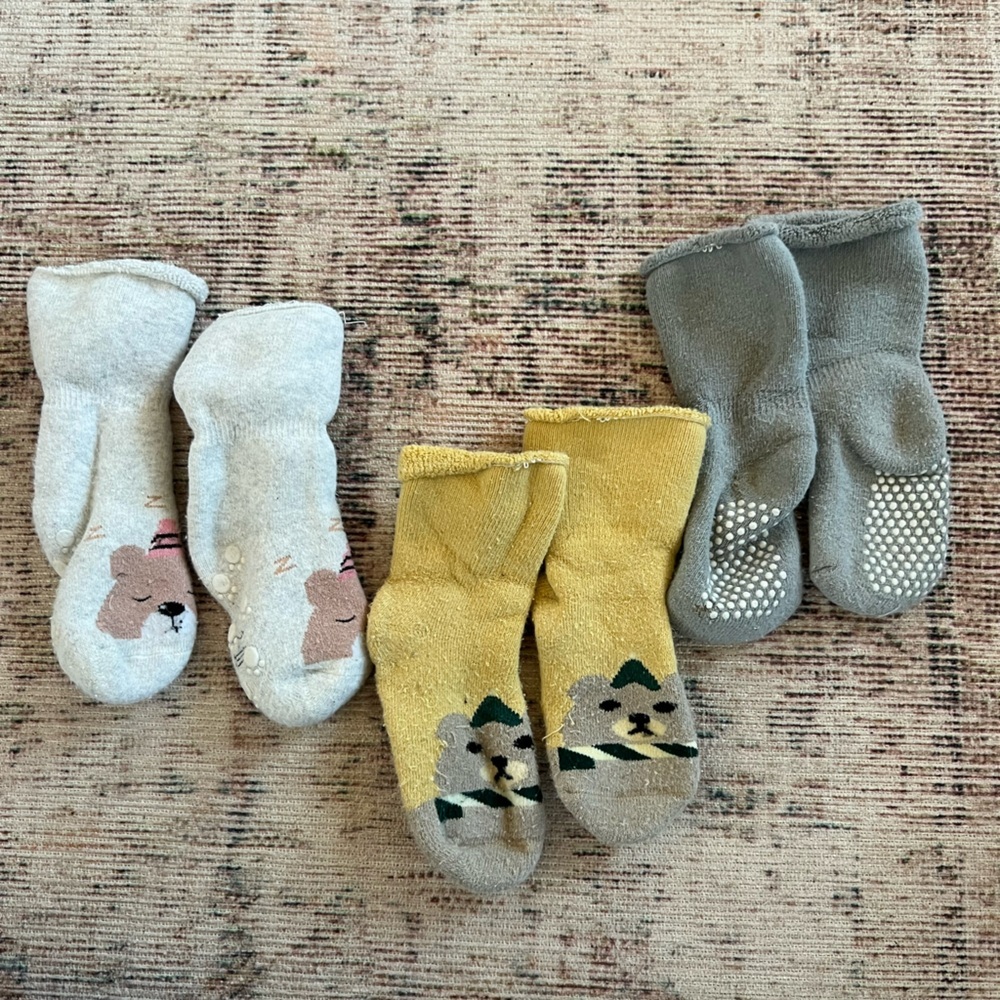 Baby Gripper Cozy Animal Print Socks Set - White, Yellow, Gray